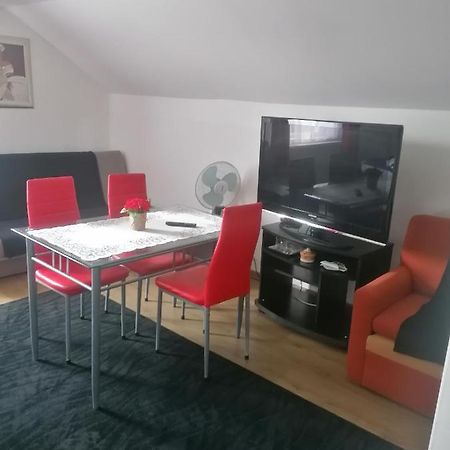 Ustronie Apartment Zgierz Ngoại thất bức ảnh